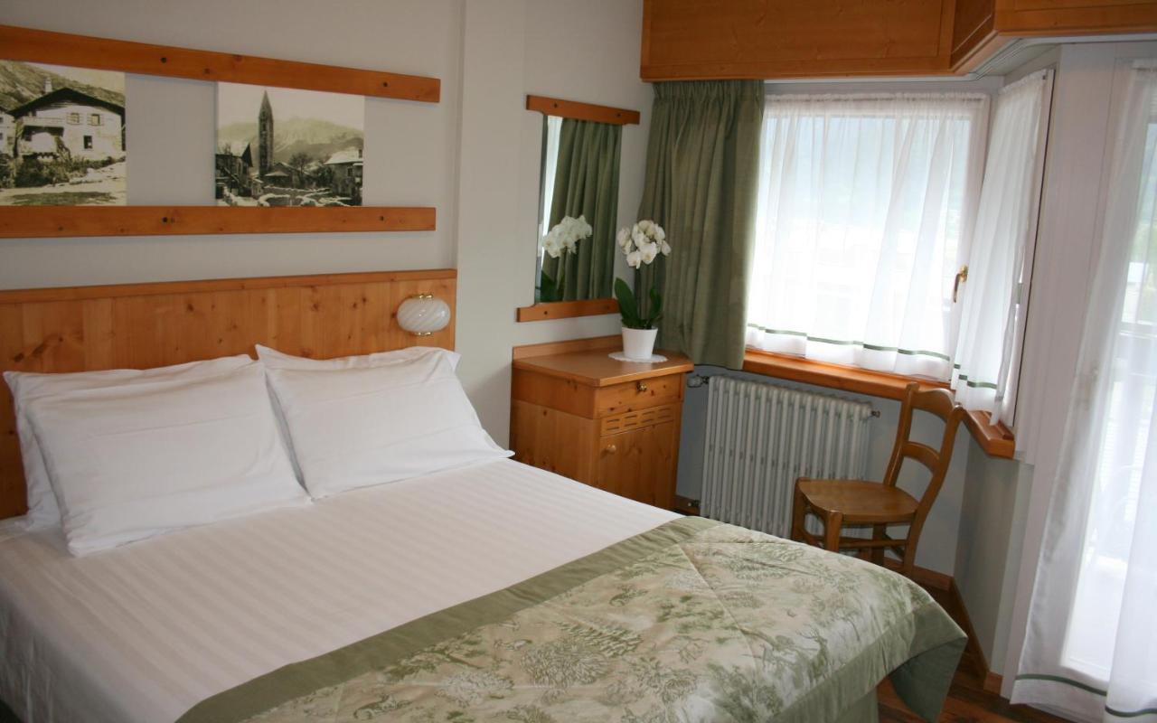 Hotel Larice Bianco Bormio Exterior photo