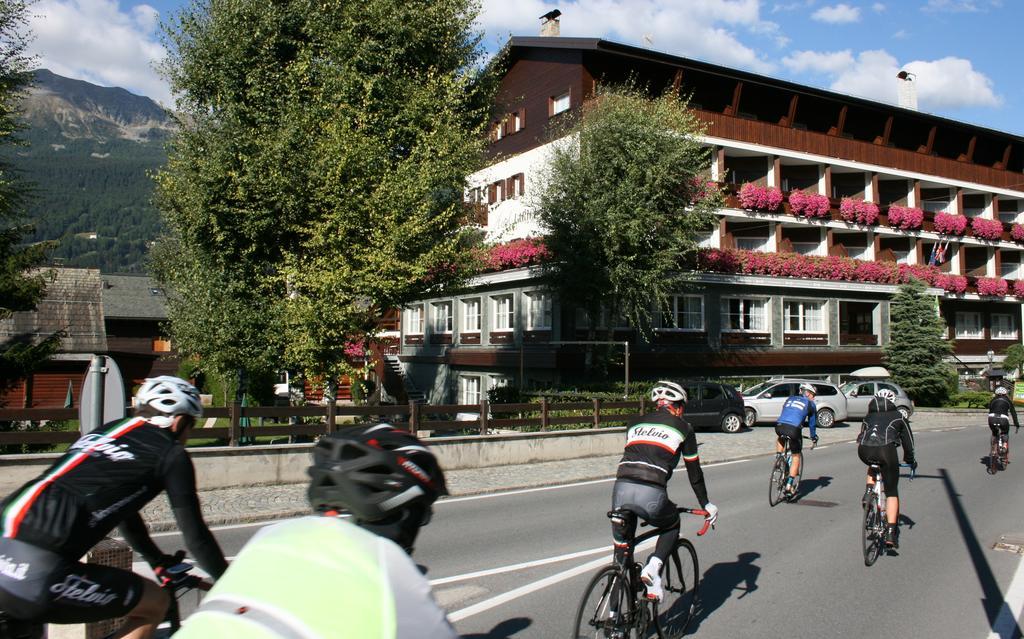Hotel Larice Bianco Bormio Exterior photo