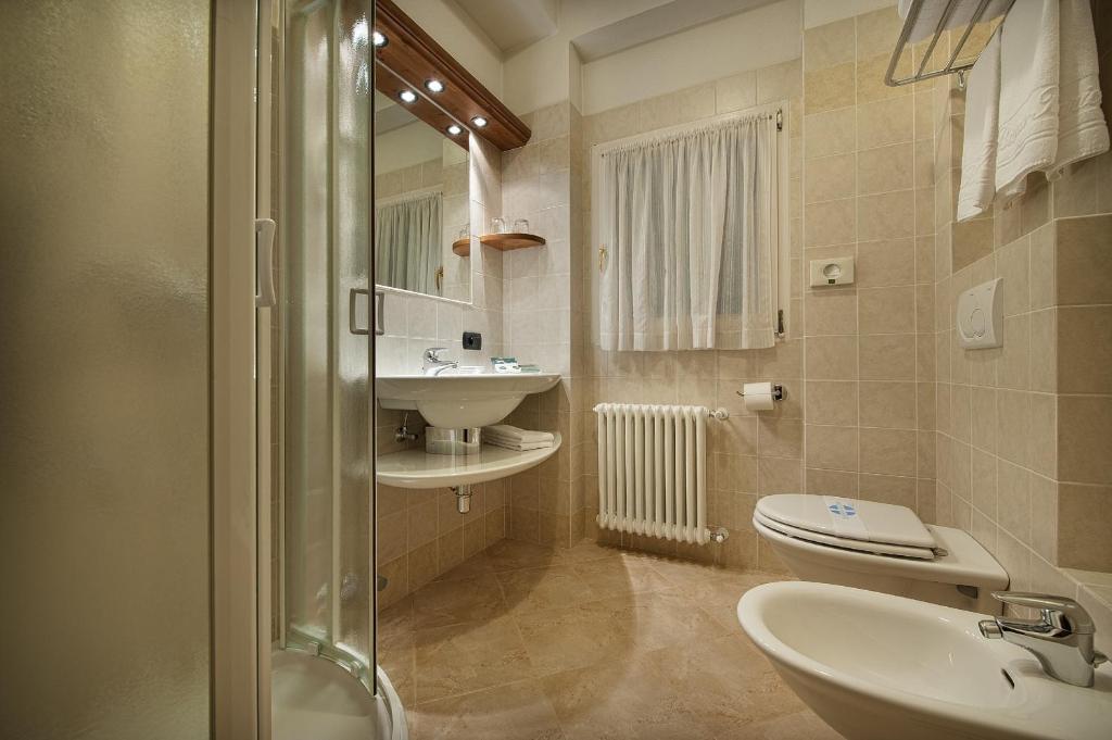 Hotel Larice Bianco Bormio Room photo