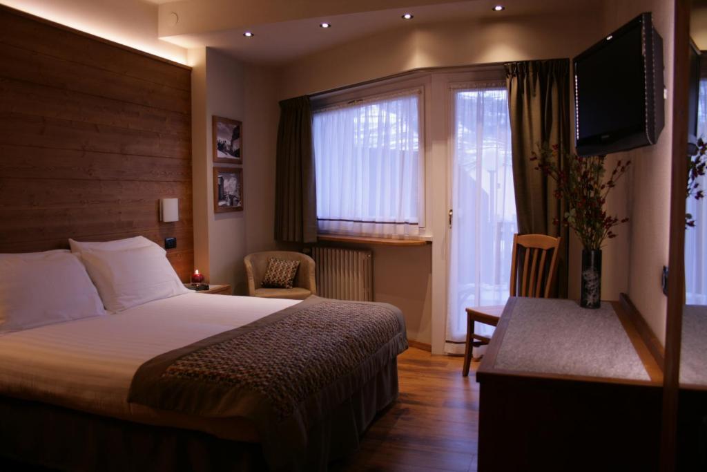 Hotel Larice Bianco Bormio Room photo