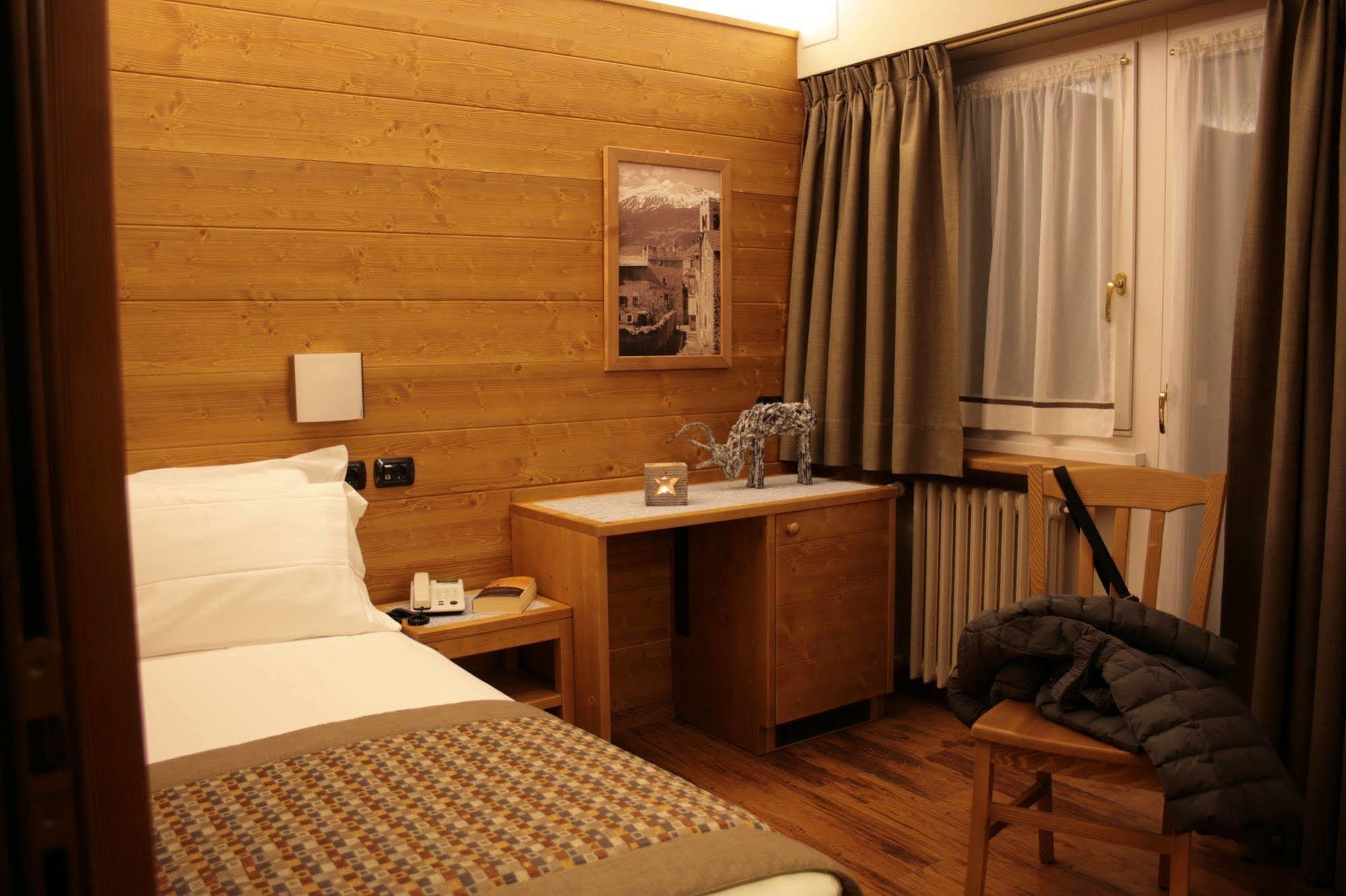 Hotel Larice Bianco Bormio Exterior photo