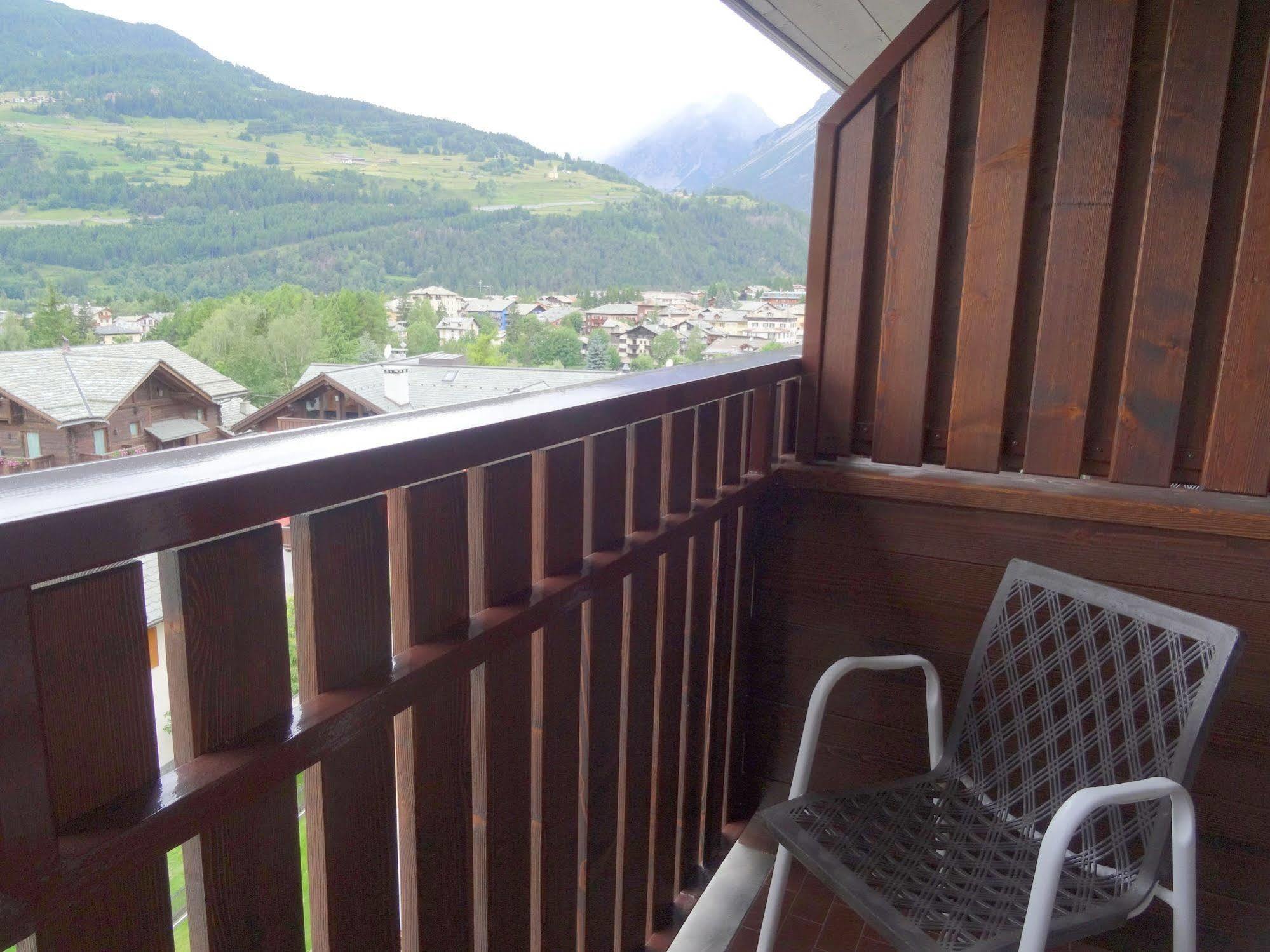 Hotel Larice Bianco Bormio Exterior photo